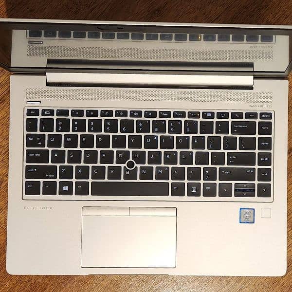 HP Elitebook (new logo) 840 G6 • i5 8th Gen • 8GB/256GB SSD 2