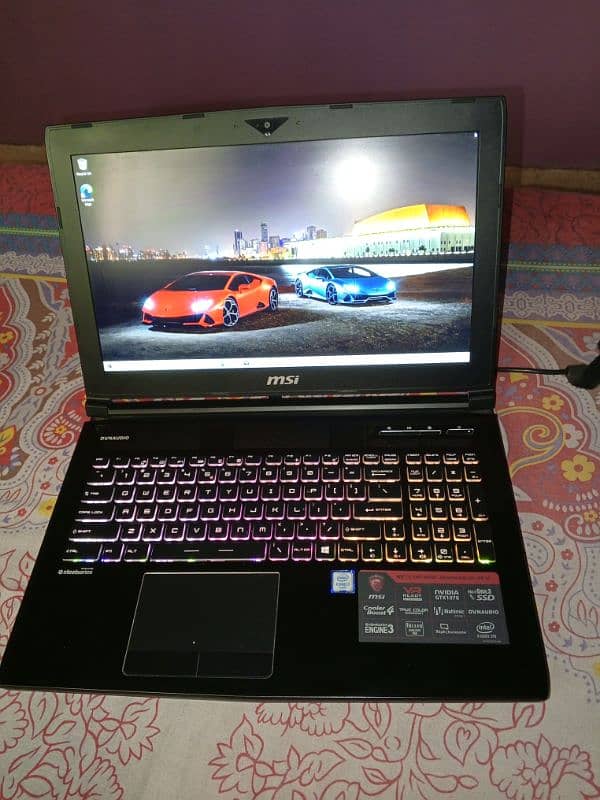 Msi Gaming GT62Vr with 8gb gtx1070 corei7 6700hq 16gbram 512nvme ssd. 2