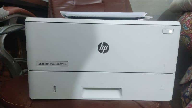 hp laserjet pro m402dn 1