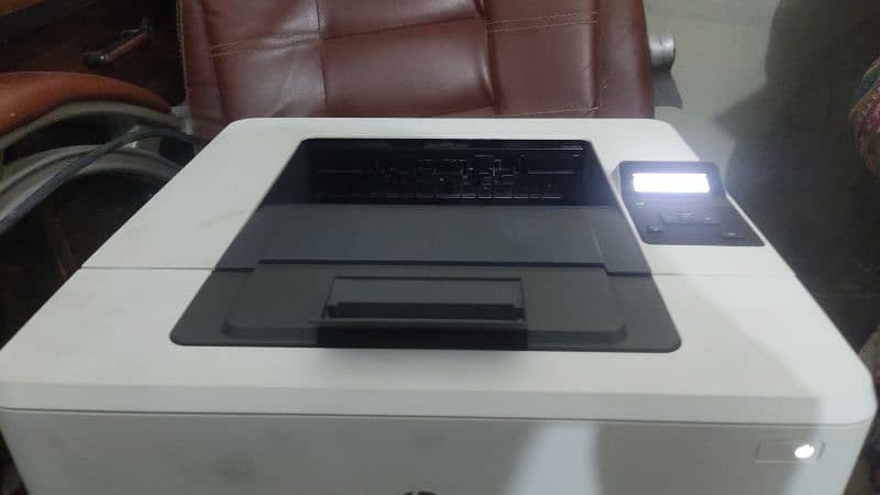 hp laserjet pro m402dn 2