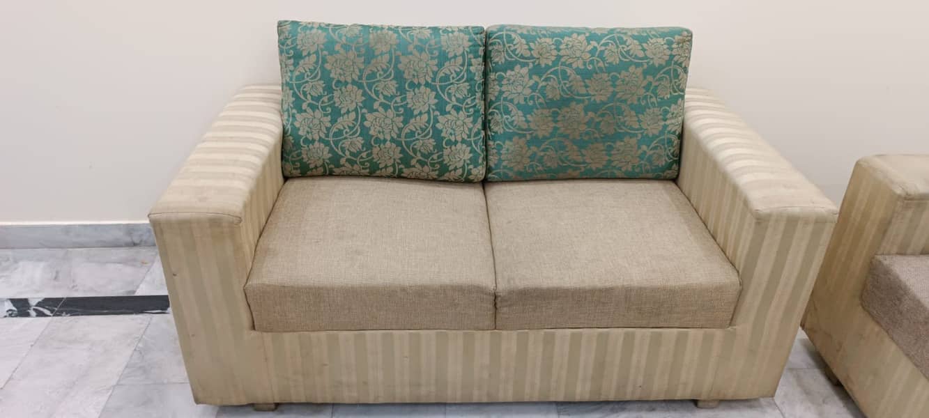 Five seater sofa | Sofa with Table Seats | 7 seater sofa | 5 sofa set 13