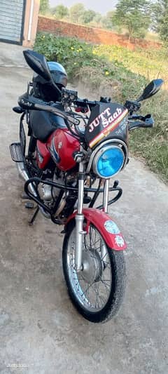 Suzuki gs150 2016