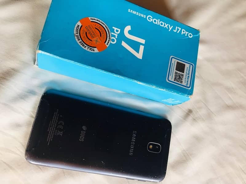 samsung J7 pro urgent sale 3