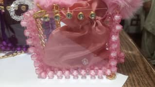 BAGS MADE OF BEADS & TRANSPARENT ACRYLIC GLASS