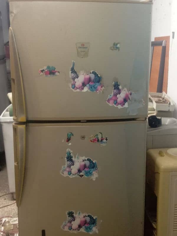 dawlance medium size Refrigerator 0