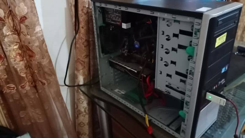 Gaming PC i7 4790 16GB RX580 8GB 650W 2