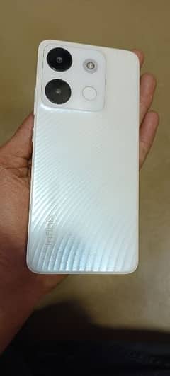 Infinix Smart 7. . . . . Memory 4+3/64. . . . Lush condition