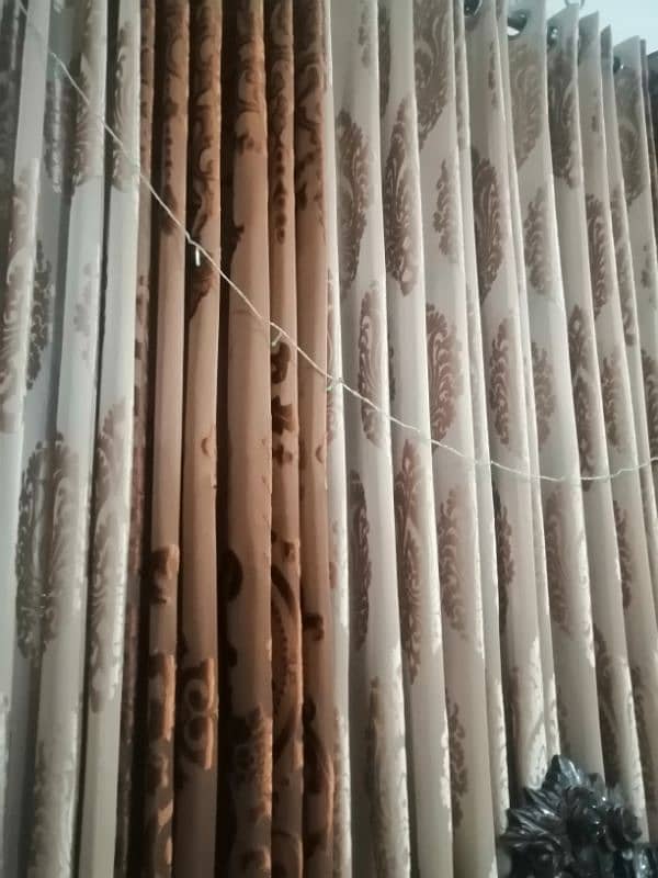 CURTAINS 2