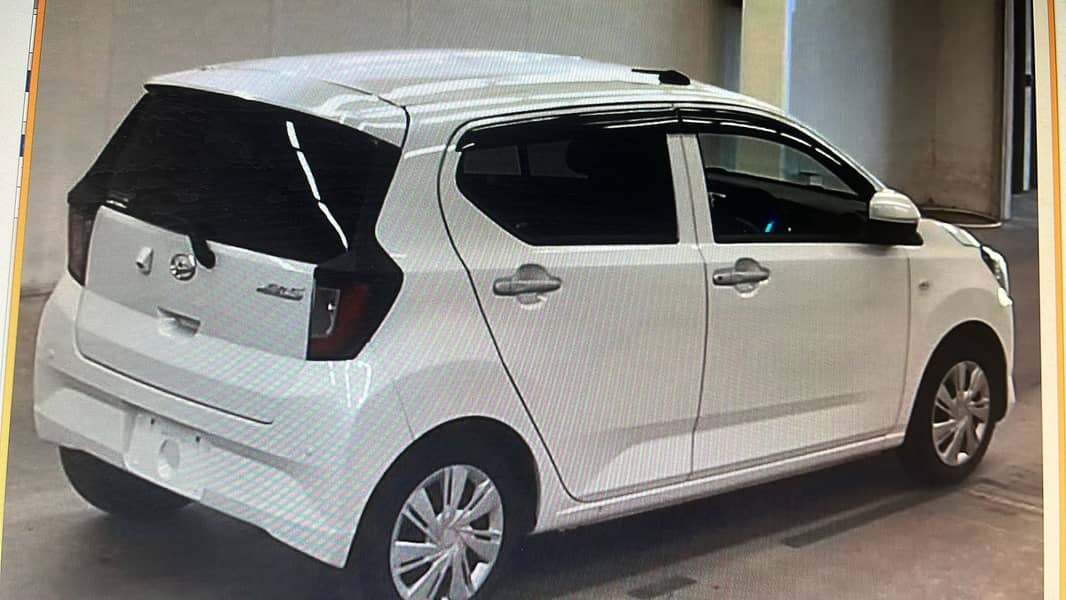 Daihatsu Mira 2022 3