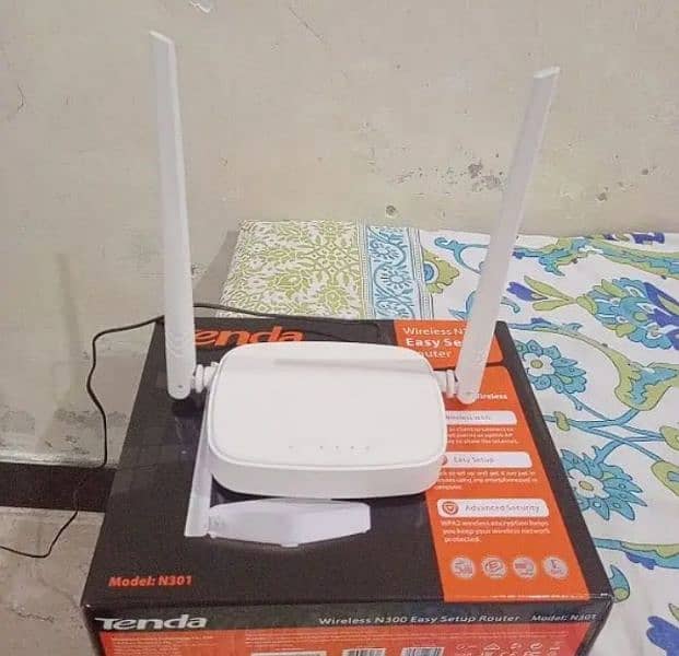 Tenda n300 internet router device in new condition 1