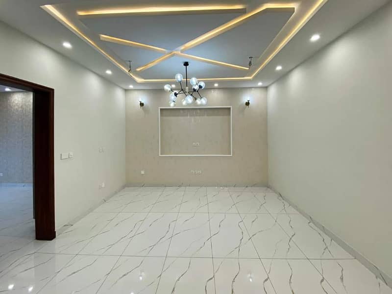 10 Marla House For Sale Bahria Town Lahore 6