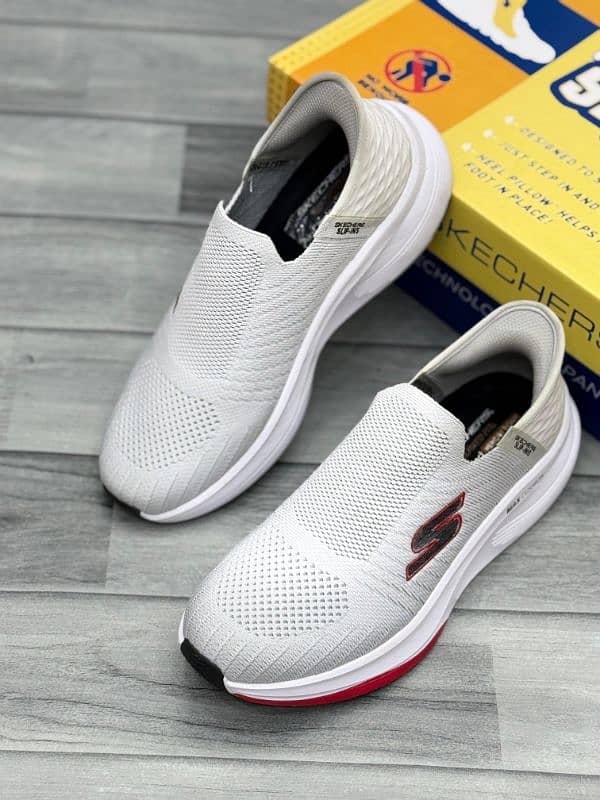 Skechers Arch Fit 12