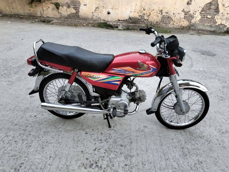 Honda CD70 model 2020 Rawalpindi number 03341511728 3