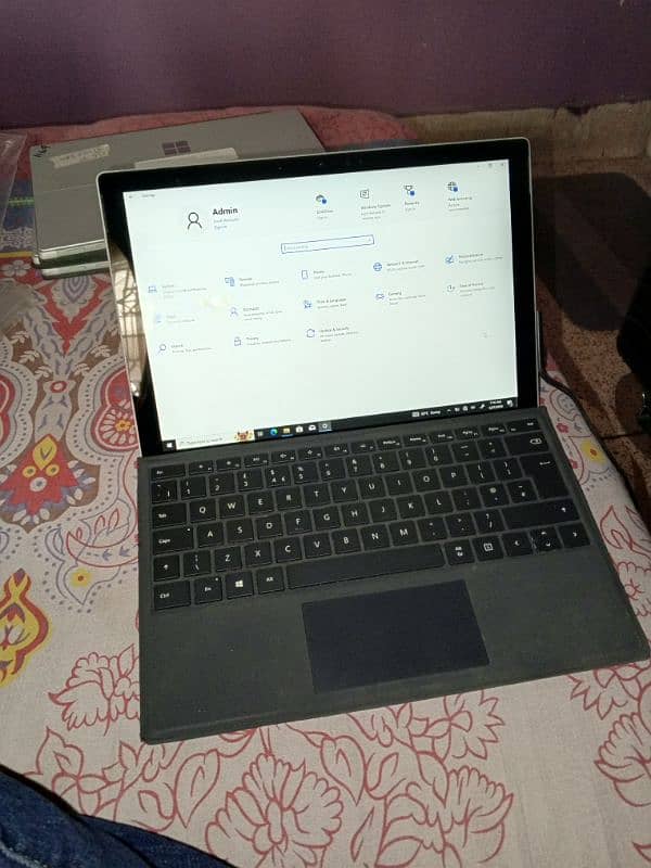 Microsoft surface pro 7 plus corei5 11thgen 16gbram 256ssd keyboard. 3