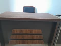 2 month used 3 office Tabel and 3 chair