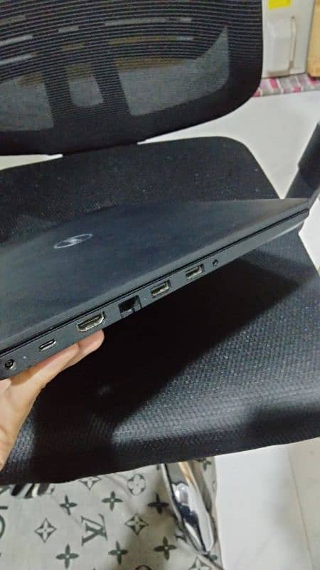 Dell Latitude 3400 i5 8th generation 2