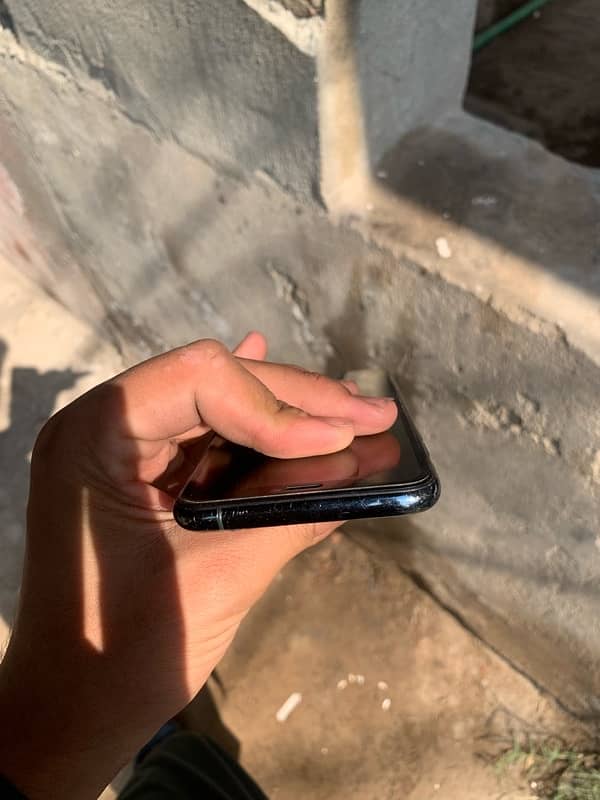 iphone 11pro 4