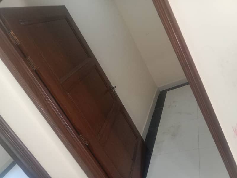 1 Kanal Upper Portion For Rent 4