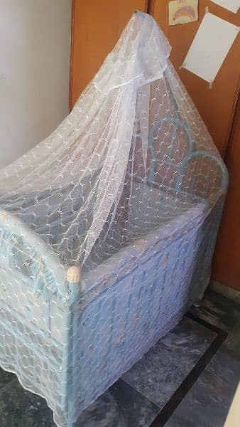 COT and bed option. very good condition 1