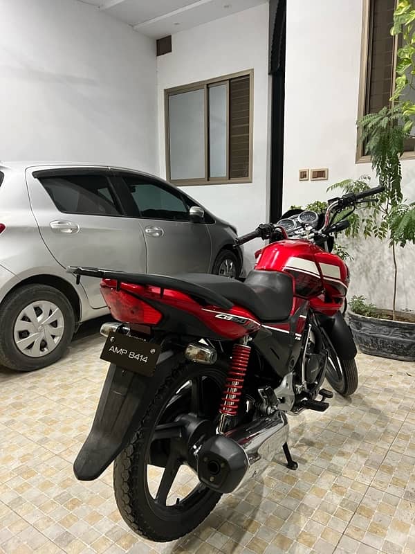 Honda Cb150f 4