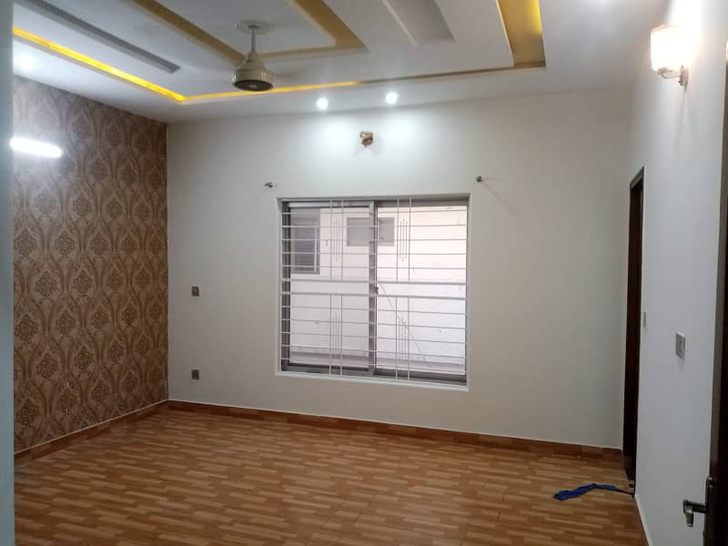 10 Marla Double Storey House NFC Society Phase-1 Lahore 10