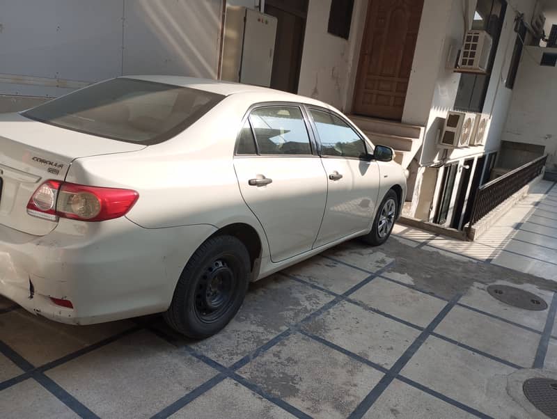 Toyota Corolla XLI 2014 Manual 2