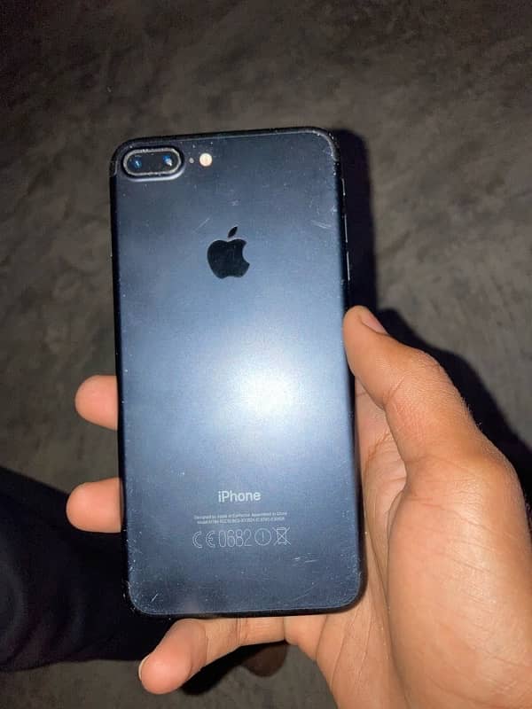 i am selling my iphone 7 plus 1