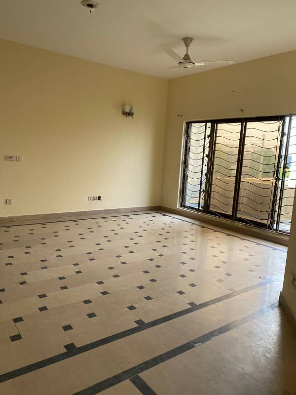 1 Kanal Upper Portion 3 Beds in DHA 3