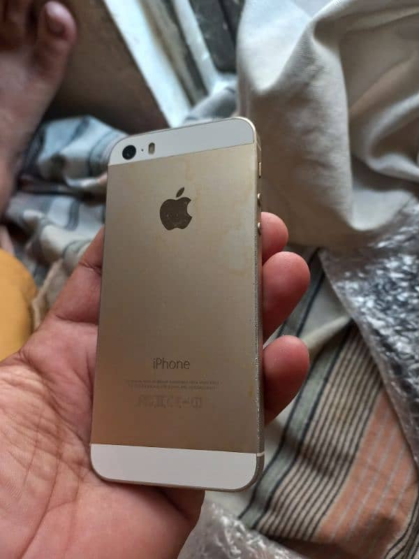 i phone 5s Non PTA 2