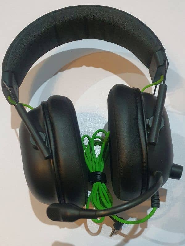 Razer BlackShark V2 x Headphones Gaming 0