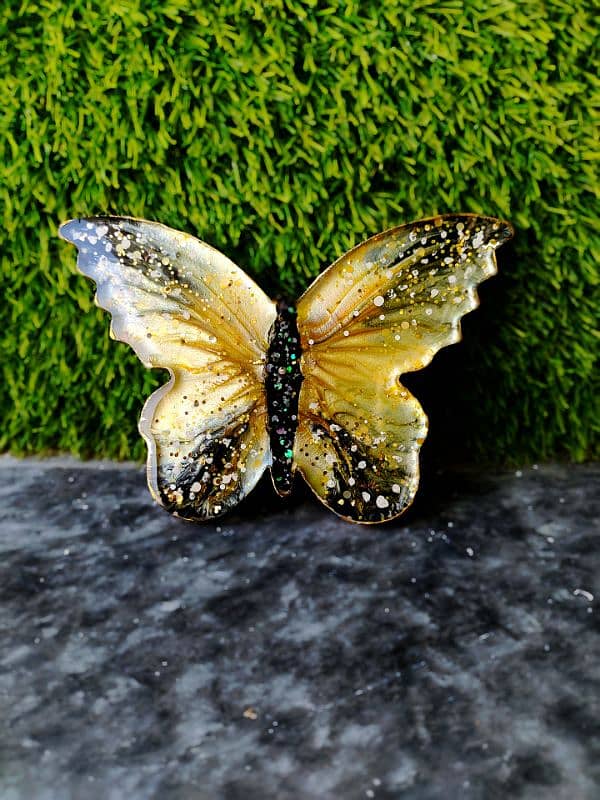 Resin Butterfly Wall Hanging (1pc) 6