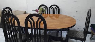 6seater wooden dinning in excellent condition all OK with no damages