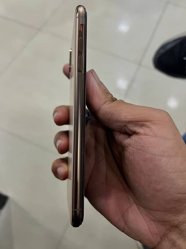 i phone xs max 64 gb non pta 4