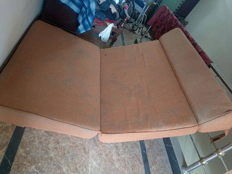 Sofa Kam bad for sale. 3