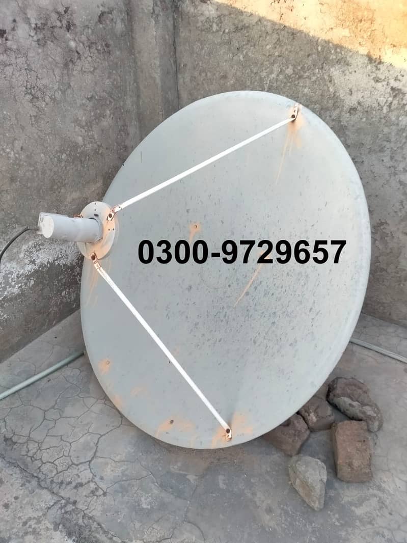 Dish Anteena  4 Feet With LNB 3