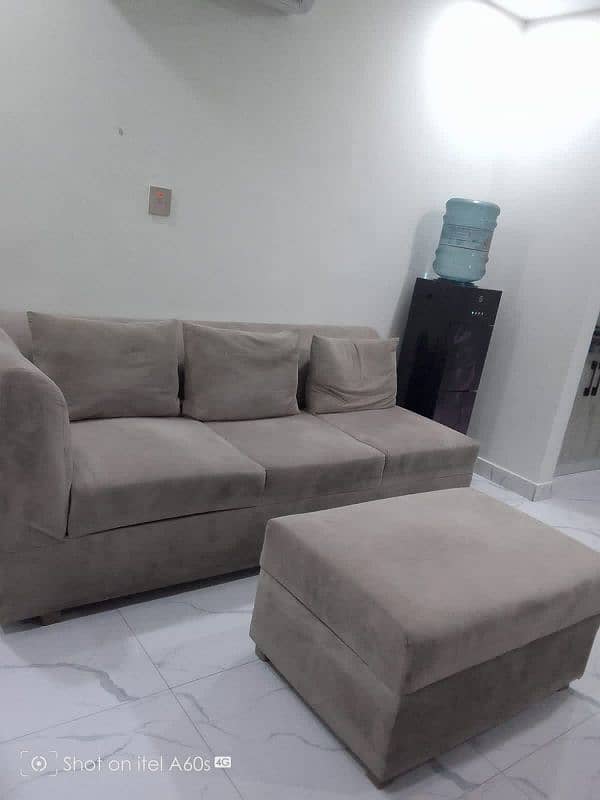 6 seaters Sofa for sale with Cushions 1