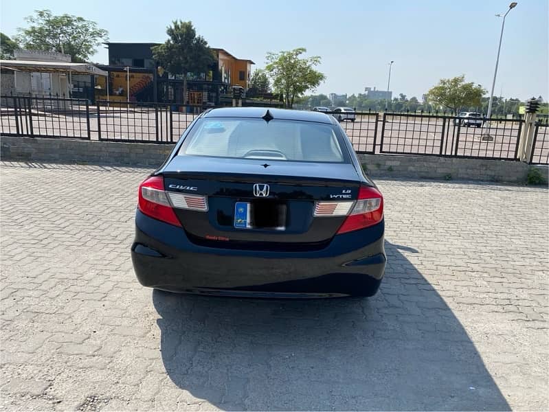 Honda Civic VTi 2012 1