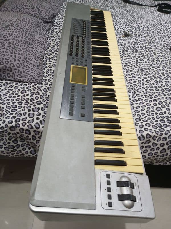 M-Audio USA, Key station Pro 88 Midi Keyboard for sale in cheap Price 7