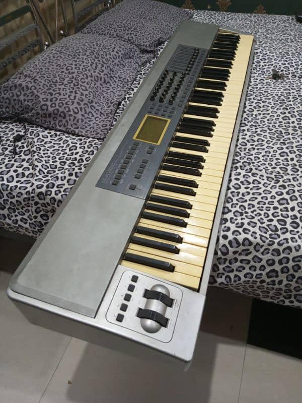 M-Audio USA, Key station Pro 88 Midi Keyboard for sale in cheap Price 8