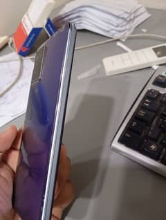 vivo y33s  8+4/128