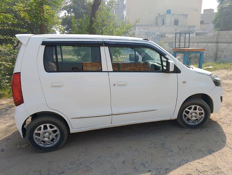 Suzuki Wagon R 2019 4