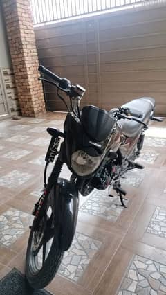 Suzuki GR 150