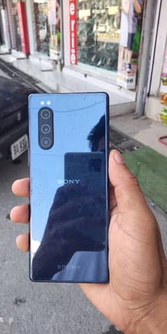 Sony Xperia 5 non pta