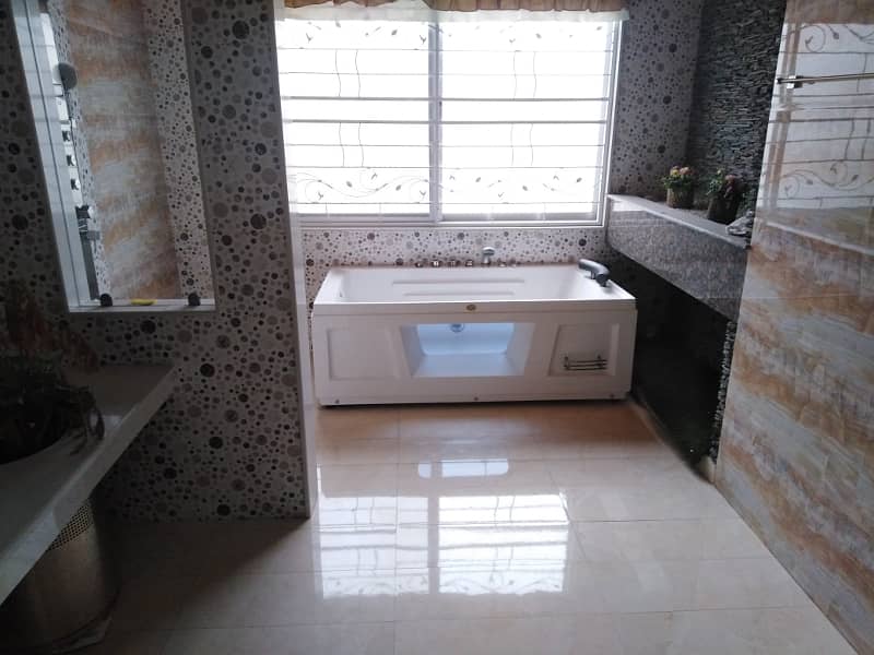 1 Kanal New Basement Full Furnished Available For Rent In Chambelli Block Bahria Town Lahore 4