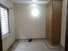 3 Marla Upper Portion Available For Rent (Ghousia Colony) 0