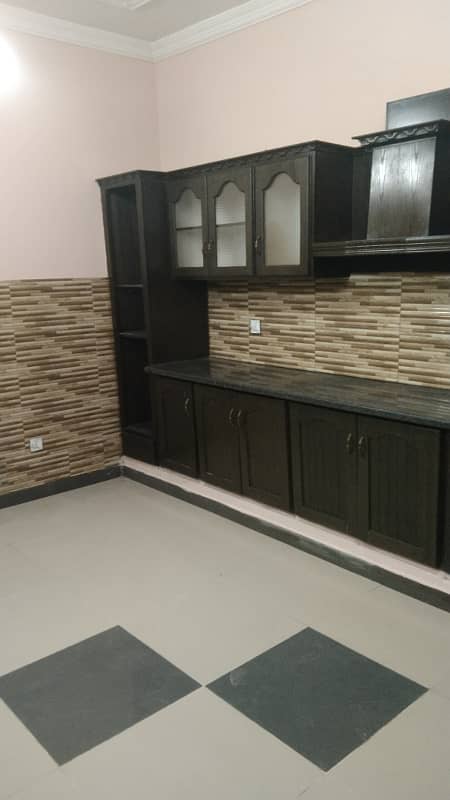 1 Kanal 3 Bed Upper Portion Available For Rent 1