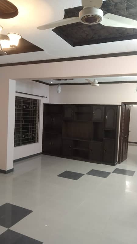 1 Kanal 3 Bed Upper Portion Available For Rent 14