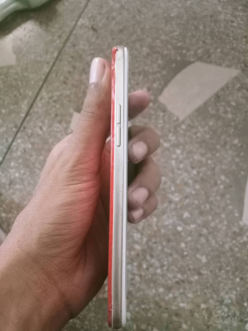 OPPO A57 6