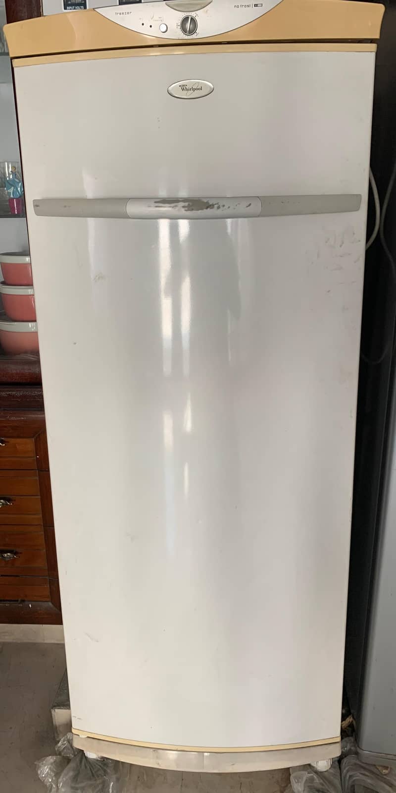 Upright freezer 0