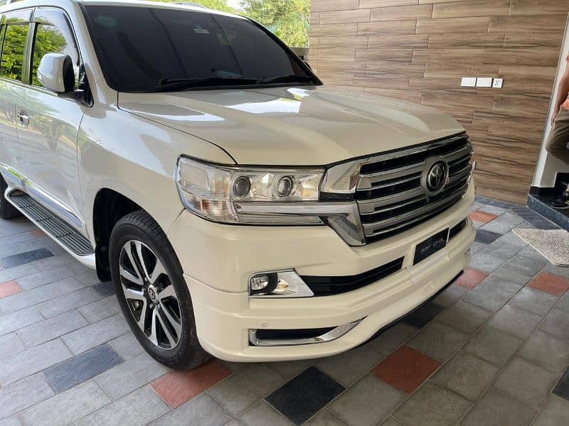 Toyota Land Cruiser 2015 0